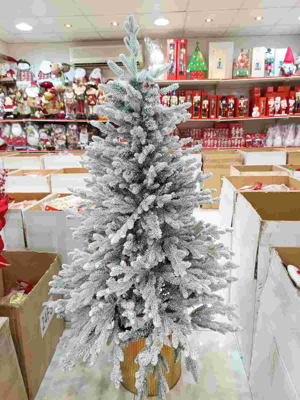 6ft White Snowy Tree with Pot (180cm) white artificial Christmas tree with snowy flocking - Image 4